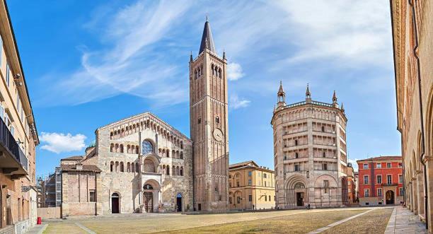 Palazzo Altavilla Deluxe بارما المظهر الخارجي الصورة