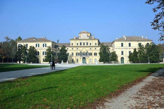 Palazzo Altavilla Deluxe بارما المظهر الخارجي الصورة