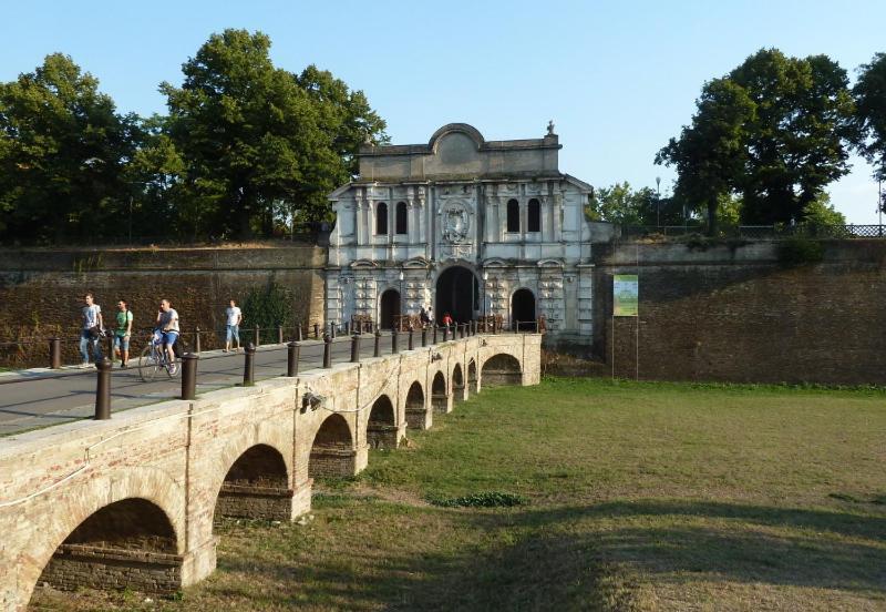 Palazzo Altavilla Deluxe بارما المظهر الخارجي الصورة